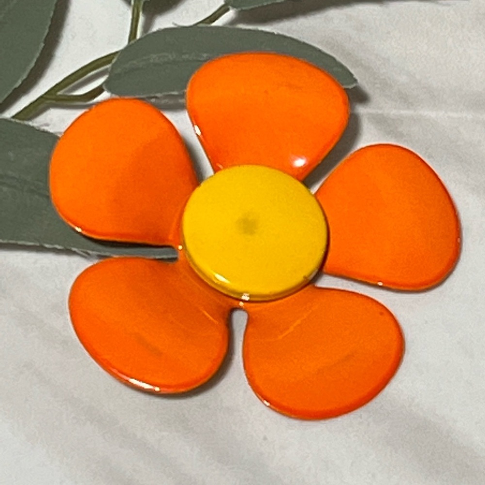 Vintage Flower Enamel Pin